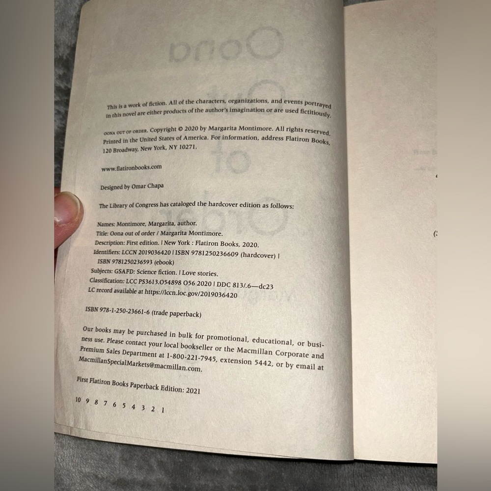 Oona Out of Order: A Novel by Margarita Montimore, 2021, Paperback - Picture 2 of 9